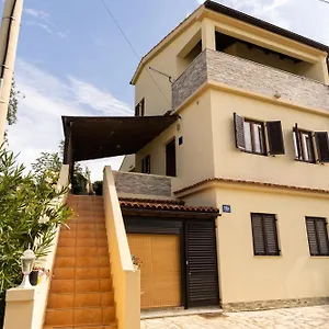 Apartment Marija, Lopar